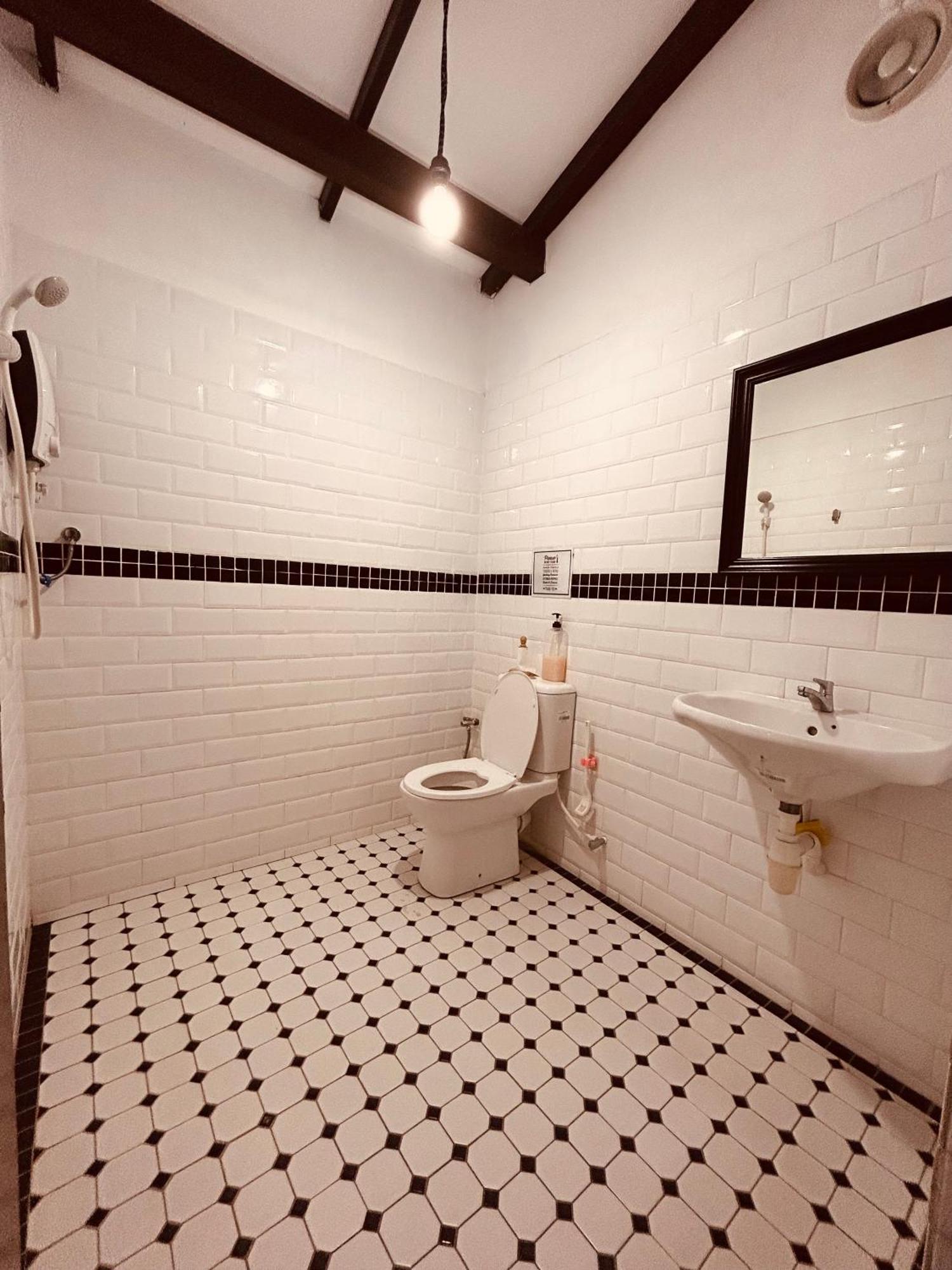 New Great Shanghai Female Hostel George Town Oda fotoğraf